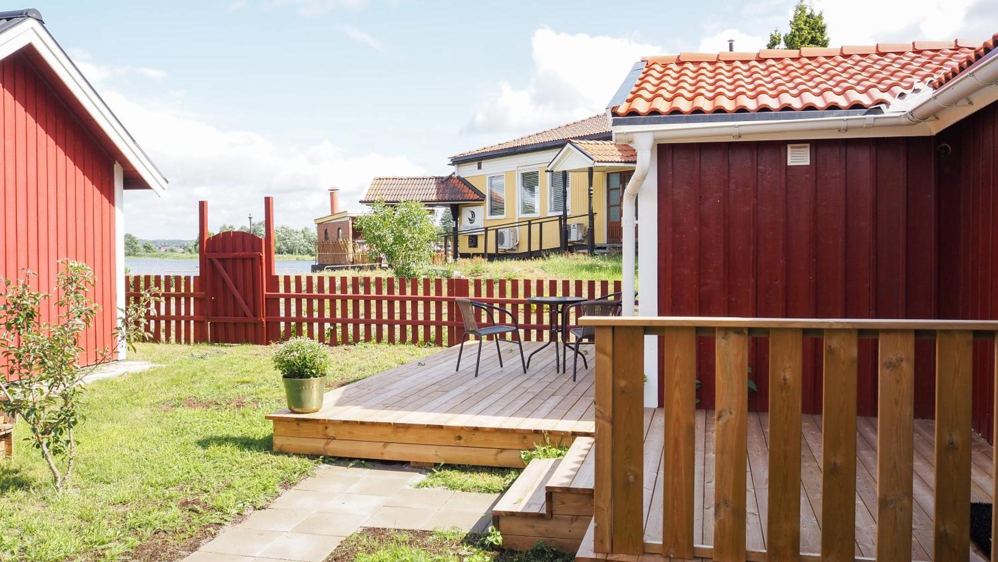 Komplett Laegenhet Med Sjoeutsikt Malmon Luaran gambar